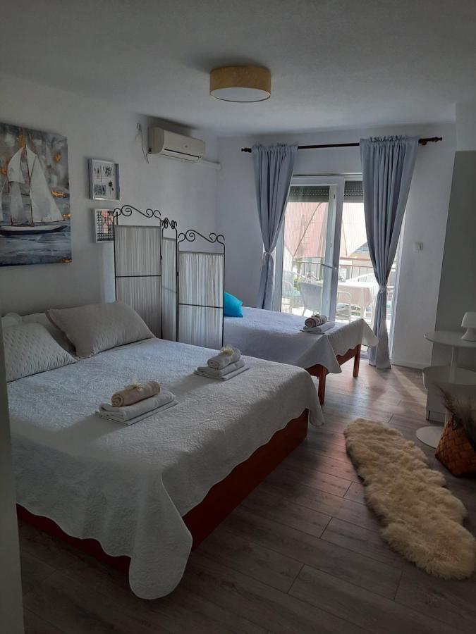 Apartmani Aleksic Vodice Exterior foto