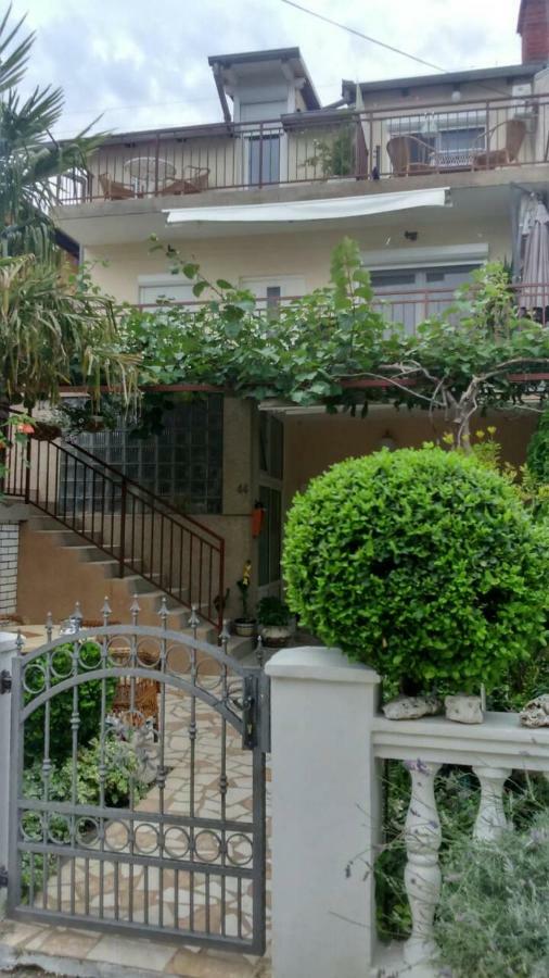 Apartmani Aleksic Vodice Exterior foto