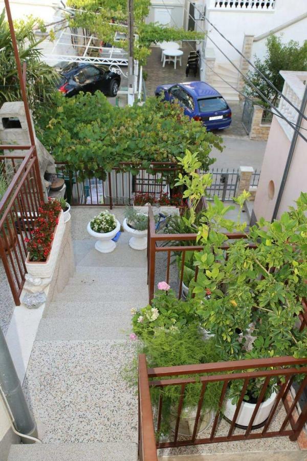 Apartmani Aleksic Vodice Exterior foto