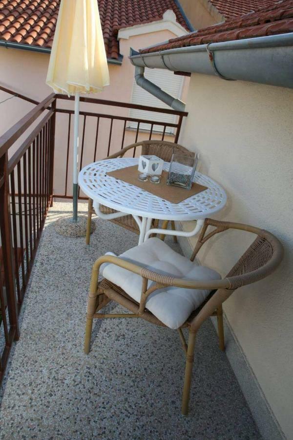 Apartmani Aleksic Vodice Exterior foto